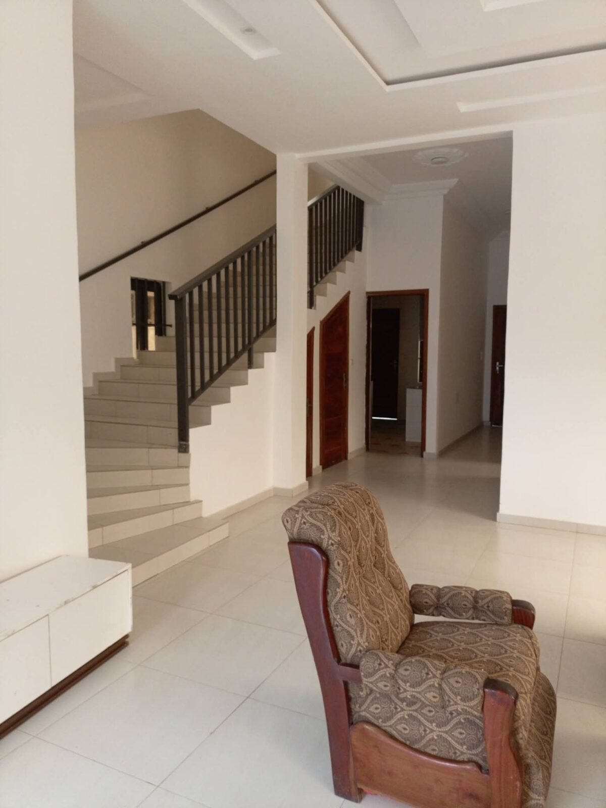 Parcelle de 379 m² en angle de rue à vendre à Fidjrossè – Zone JNP — photo 9