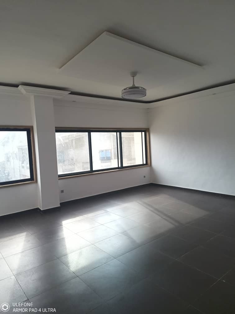 Villa duplex neuve de 4 chambres à vendre à Fidjrossè Plage – Zone Kirikou — photo 8