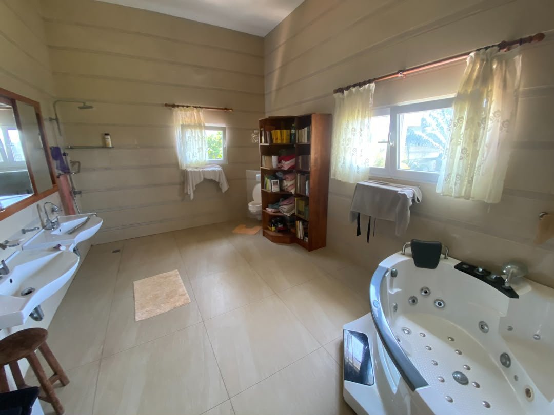 Villa R+2 de 4 chambres avec vue sur mer à vendre à Akpakpa – Quartier Jack — photo 17