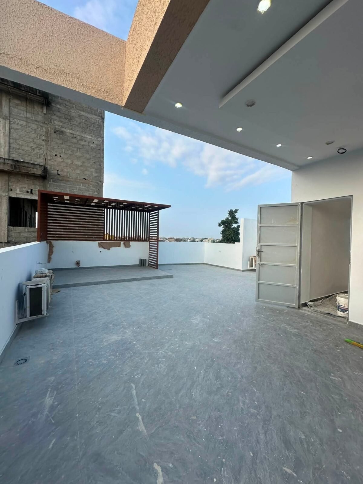 Villa duplex moderne avec piscine à louer à Fidjrossè Plage – 4 chambres — photo 15