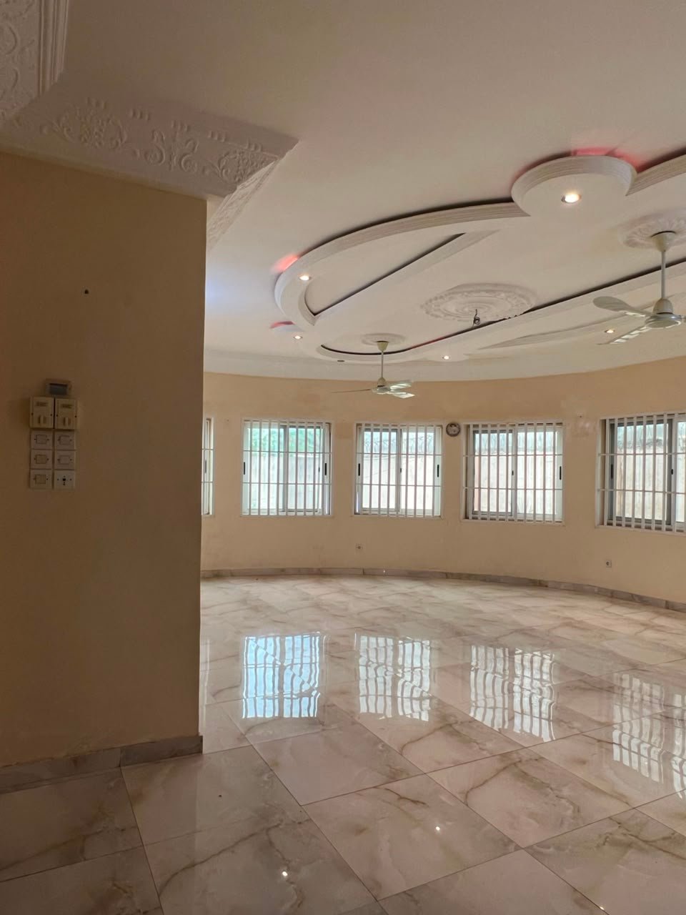Maison dallée de 3 chambres à vendre à Calavi Zopah – Titre Foncier en cours — photo 6
