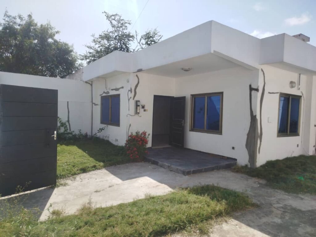 Location villa 3 pièces avec jardin Cité Houeyiho