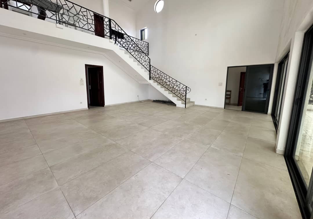 Vente villa 5 pièces Akadjamey Adounko — photo 3