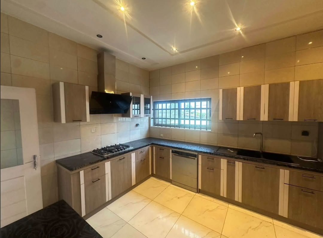 Location villa duplex avec piscine Fidjrossè plage — photo 2