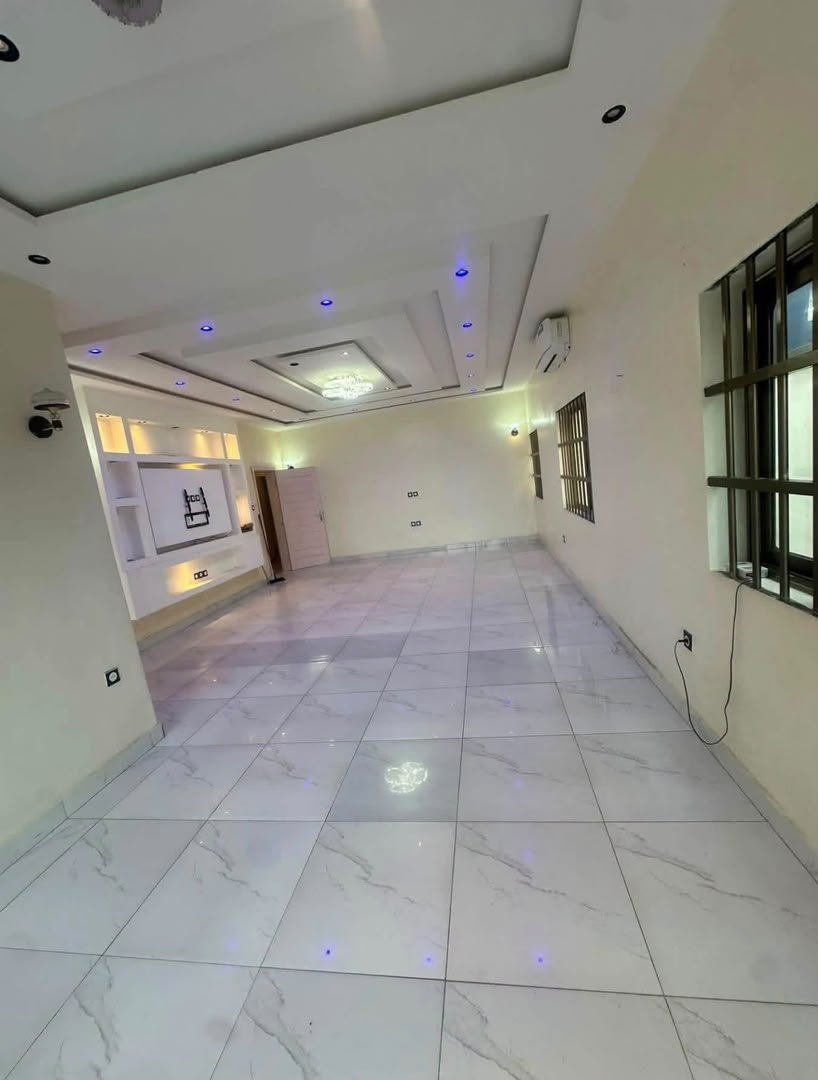 Location villa duplex avec piscine Fidjrossè plage — photo 4